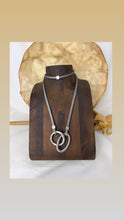 Load image into Gallery viewer, Avril Slim - Metallic + Silver
