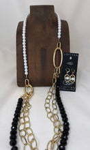 Load image into Gallery viewer, Holiday BlingBOX 2024 - Black + gold
