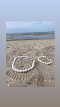 Load image into Gallery viewer, Salah Necklace and Bracelet Set
