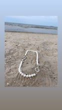 Load image into Gallery viewer, Salah Necklace and Bracelet Set
