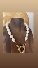 Load image into Gallery viewer, Jackie O Classic
