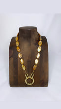 Load image into Gallery viewer, Trent - Buckskin Shell Necklace

