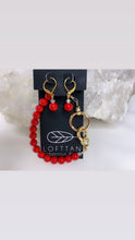 Load image into Gallery viewer, Love Bracelet &amp; Earring set - Gold

